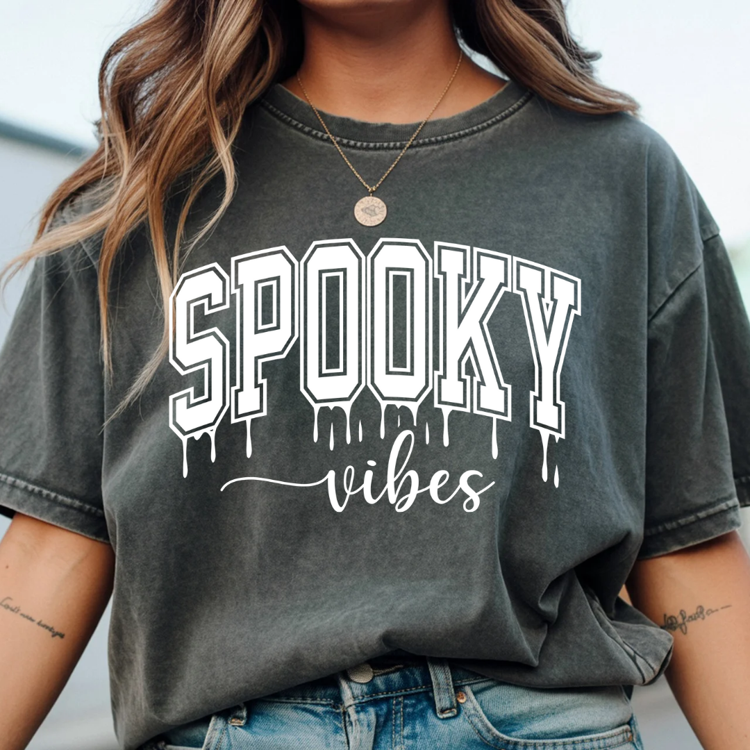 Spooky vibes tee